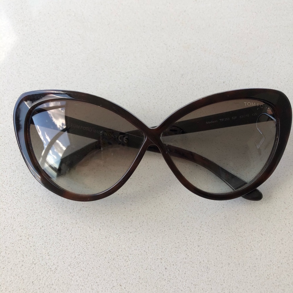Tom Ford MADISON Sunglasses Havana Frame